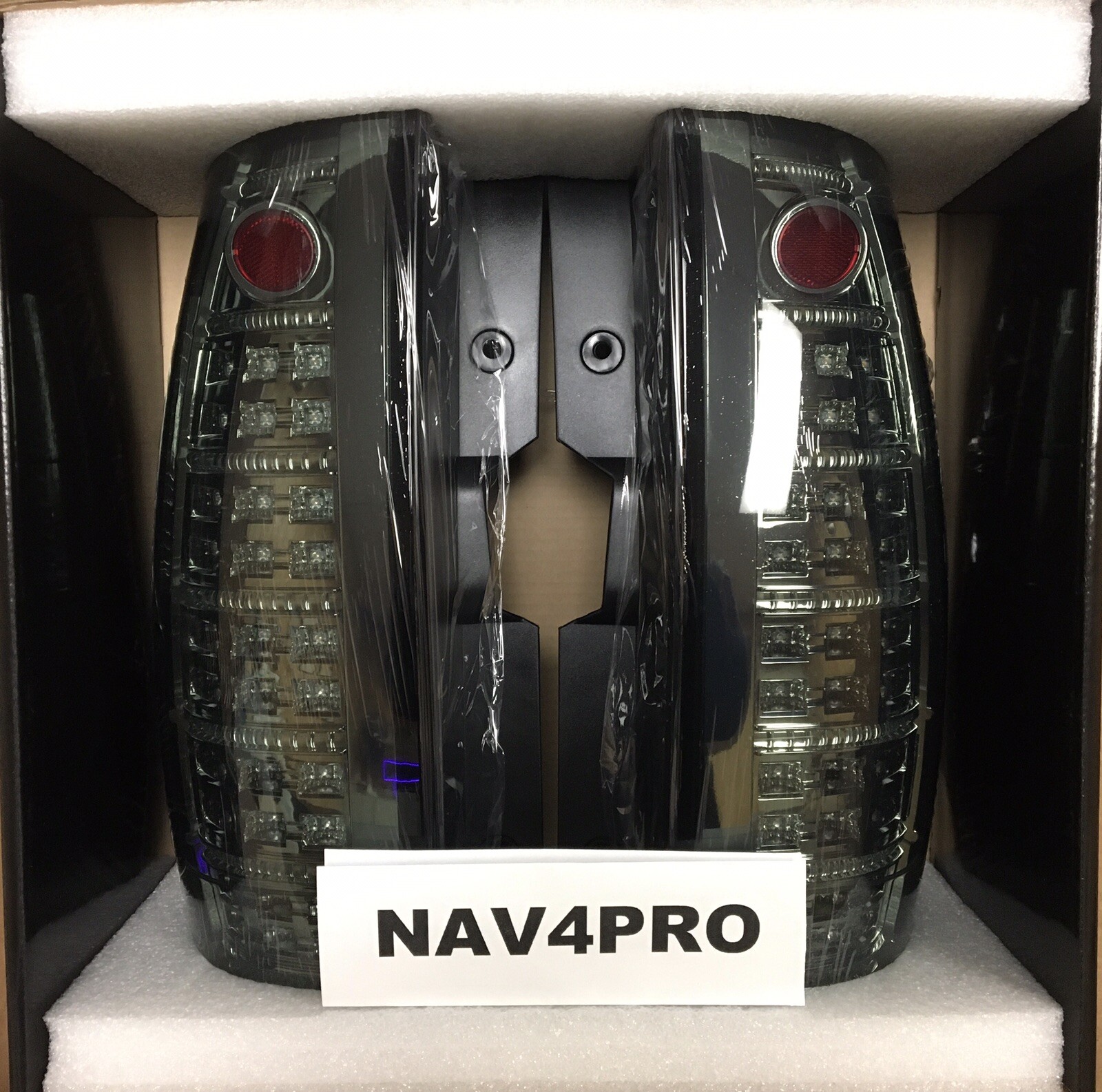 NEW 2007-2014 FOR Chevrolet Suburban Tahoe GMC Yukon Smoke LED Tail Light #NB7