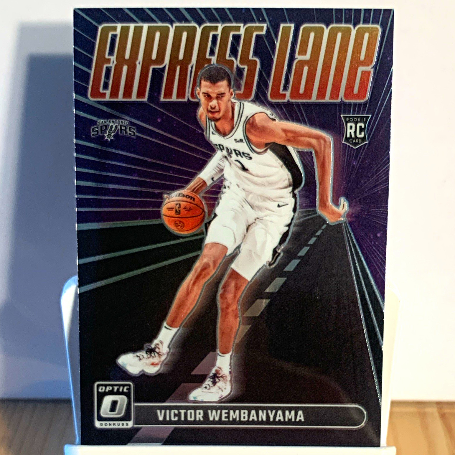 2023-24 Panini Donruss Optic Express Lane Victor Wembanyama RC Insert #8 2023-24 Panini Donruss Optic Express Lane Victor Wembanyama RC Insert #8