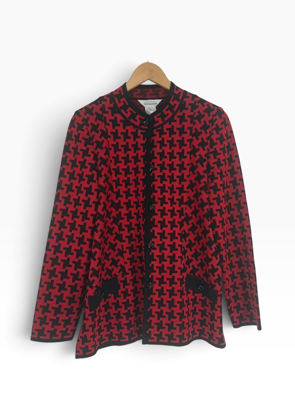 Misook Red Black Houndstooth Button Knit Cardigan Sweater Jacket Size L Pockets Misook Red Black Houndstooth Button Knit Cardigan Sweater Jacket Size L Pockets