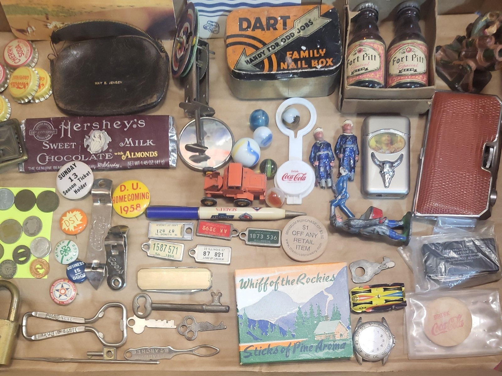MISC JUNK DRAWER LOT VINTAGE ITEMS MISC JUNK DRAWER LOT VINTAGE ITEMS