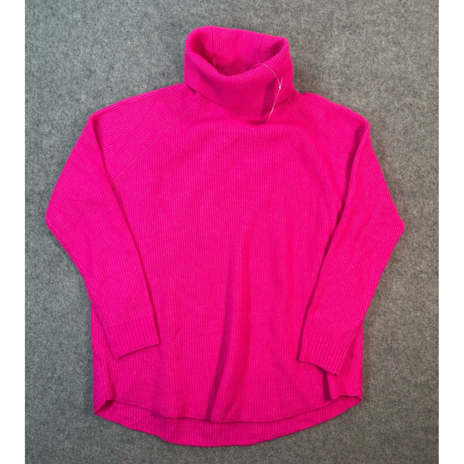 LOFT Womens Neon Pink Ribbed Turtleneck Sweater Size M Raglan Sleeve LOFT Womens Neon Pink Ribbed Turtleneck Sweater Size M Raglan Sleeve