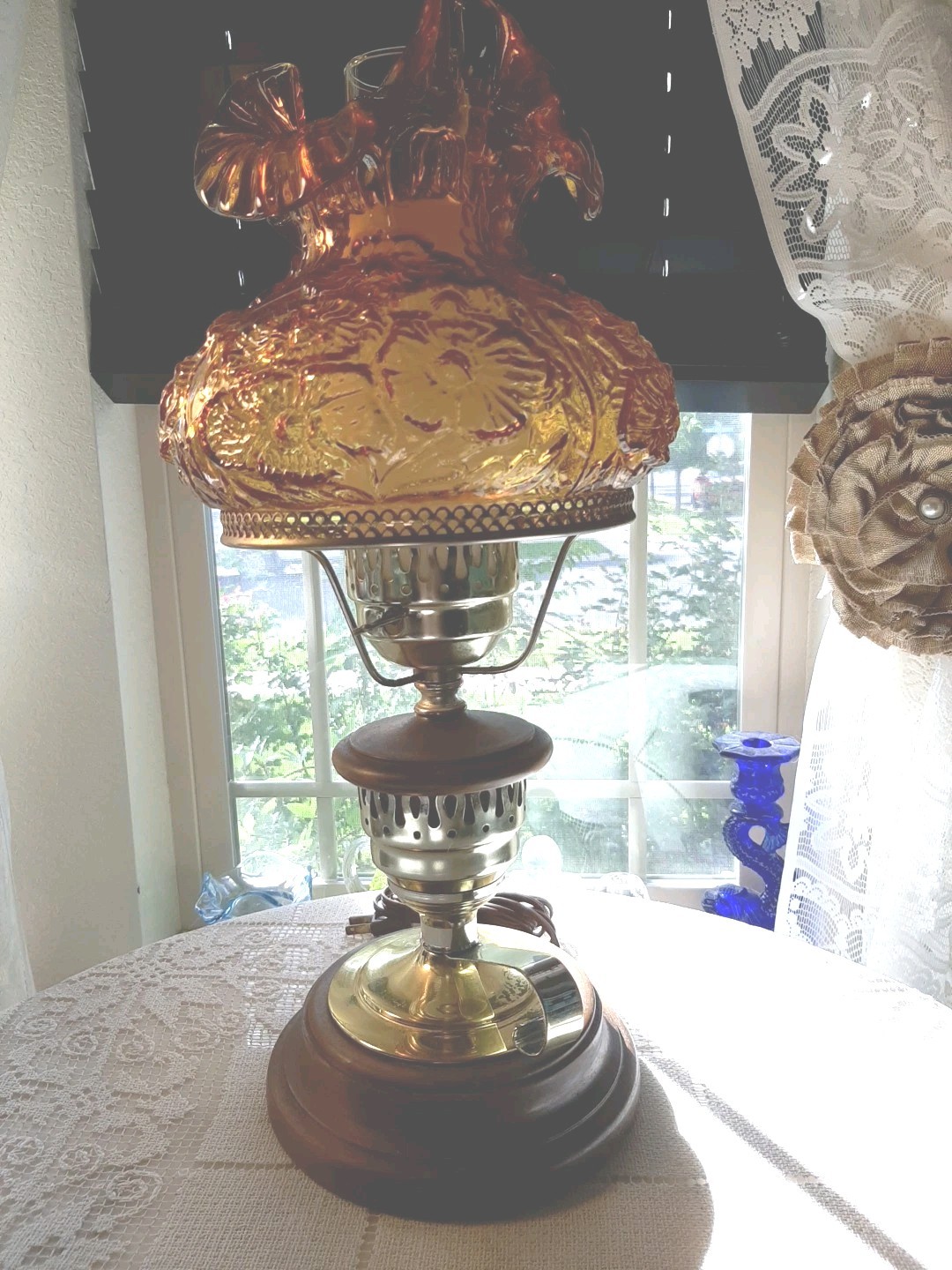 Vintage Fenton Amber Poppy Glass Wood Lamp GORGEOUS SHADE 1960\
