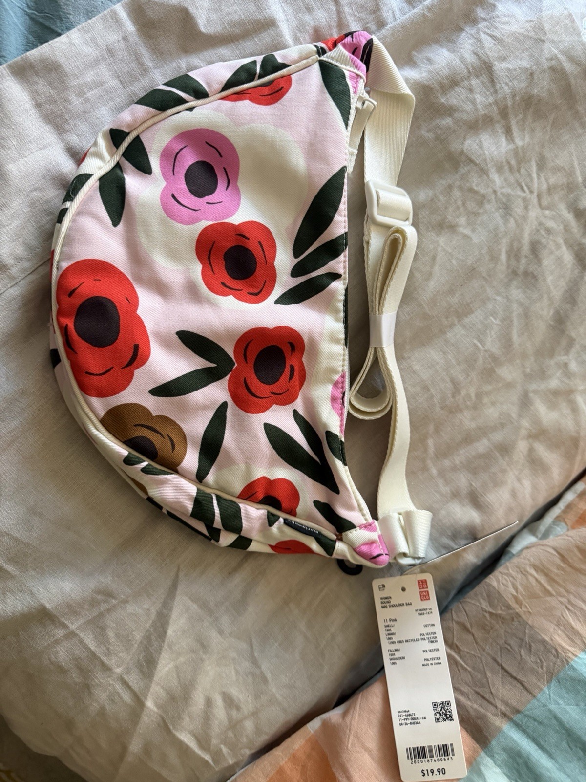 NWT UNIQLO x Marimekko Round Mini Shoulder Bag - Pink/Red Floral Ruukku