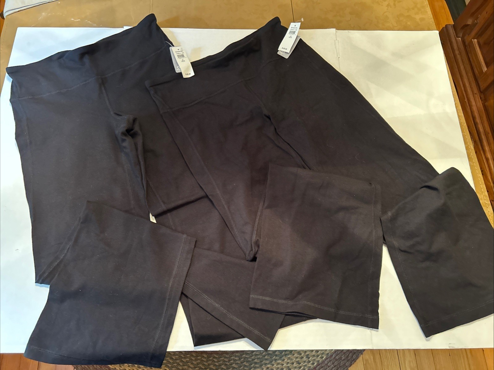 2 X Ladies M Regular GapFit Black Wide Bottom Leggings -NWT