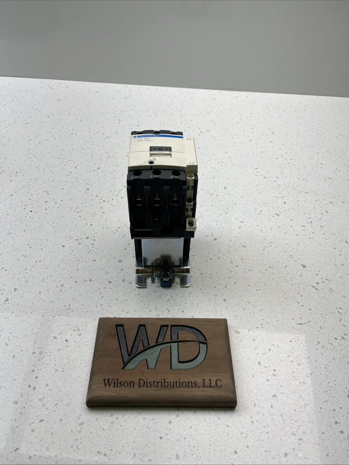 Telemecanique LP1-D4011 / LC1-D40 Contactor 24V Coil Telemecanique LP1-D4011 / LC1-D40 Contactor 24V Coil