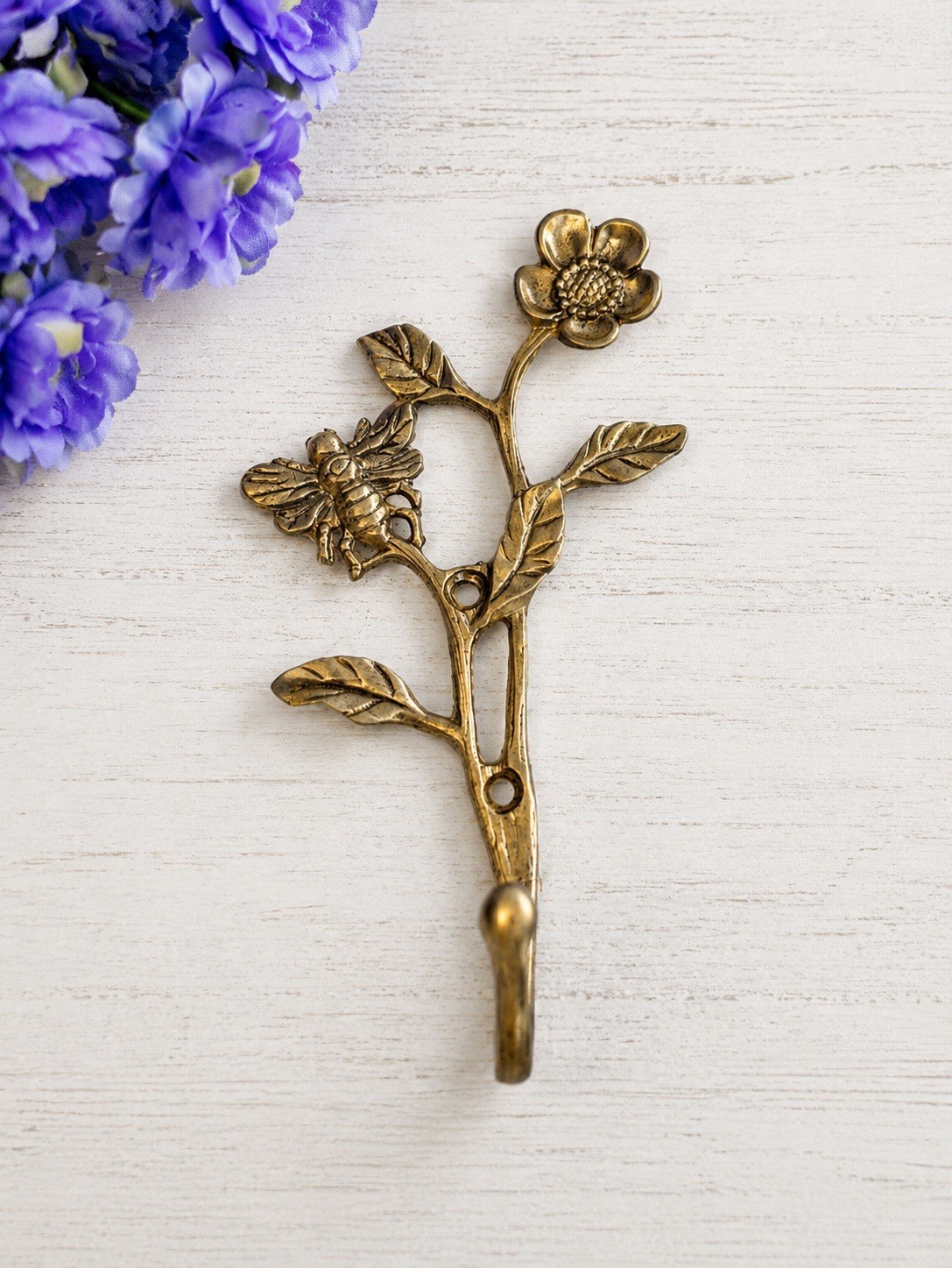 Antique Brass Flower & Bee Metal Wall Hook Key Towel Coat Hanger Lightweight 6 “