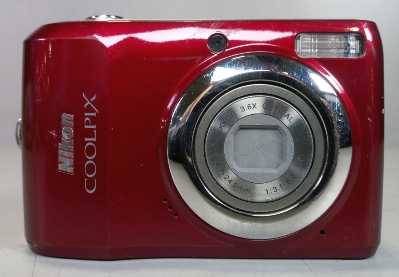 Nikon COOLPIX L20 10.0MP Digital Camera Deep Red