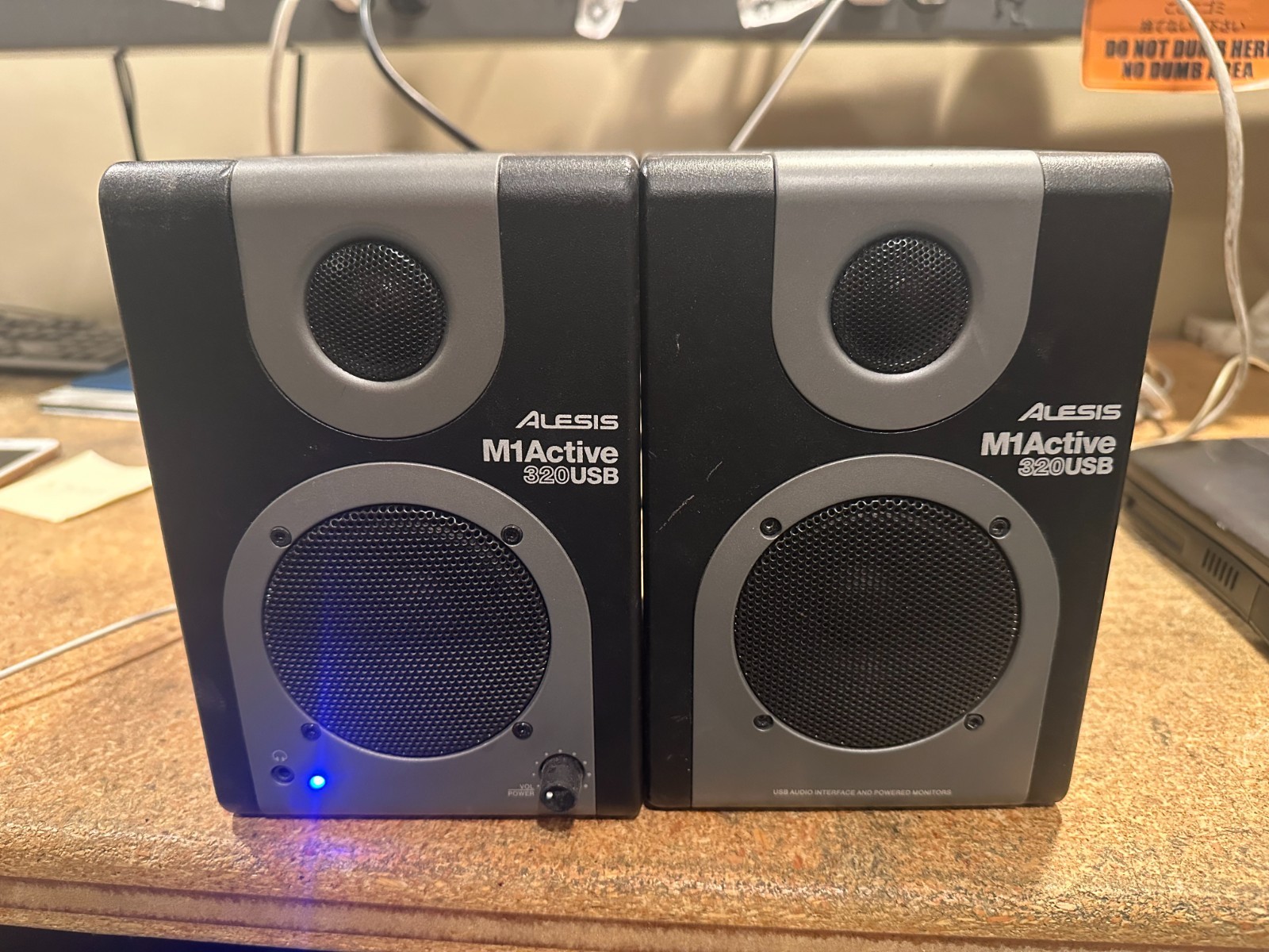 Alesis M1 Active 320 USB Monitor Speakers Parts Repair READ