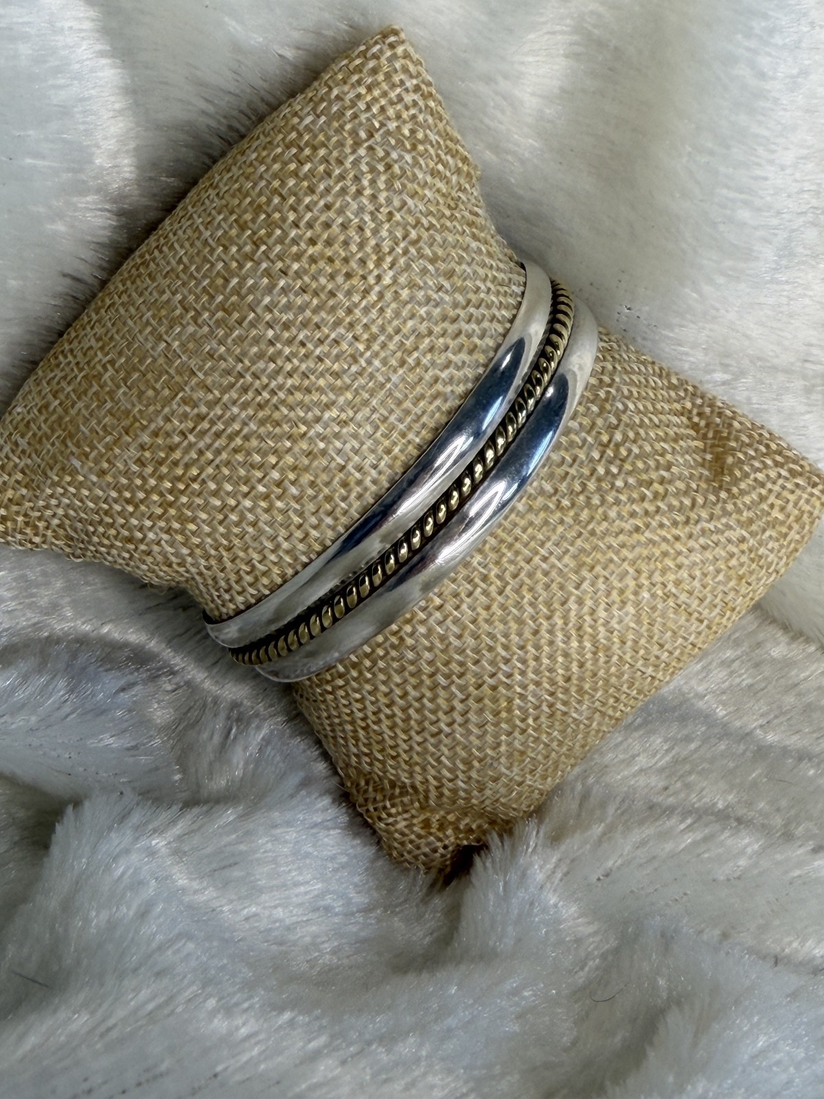 Extremely rare, HTF cuff Silpada\'s FIRST bracelet Item B0001 retired after 2004 Extremely rare, HTF cuff Silpada\'s FIRST bracelet Item B0001 retired after 2004