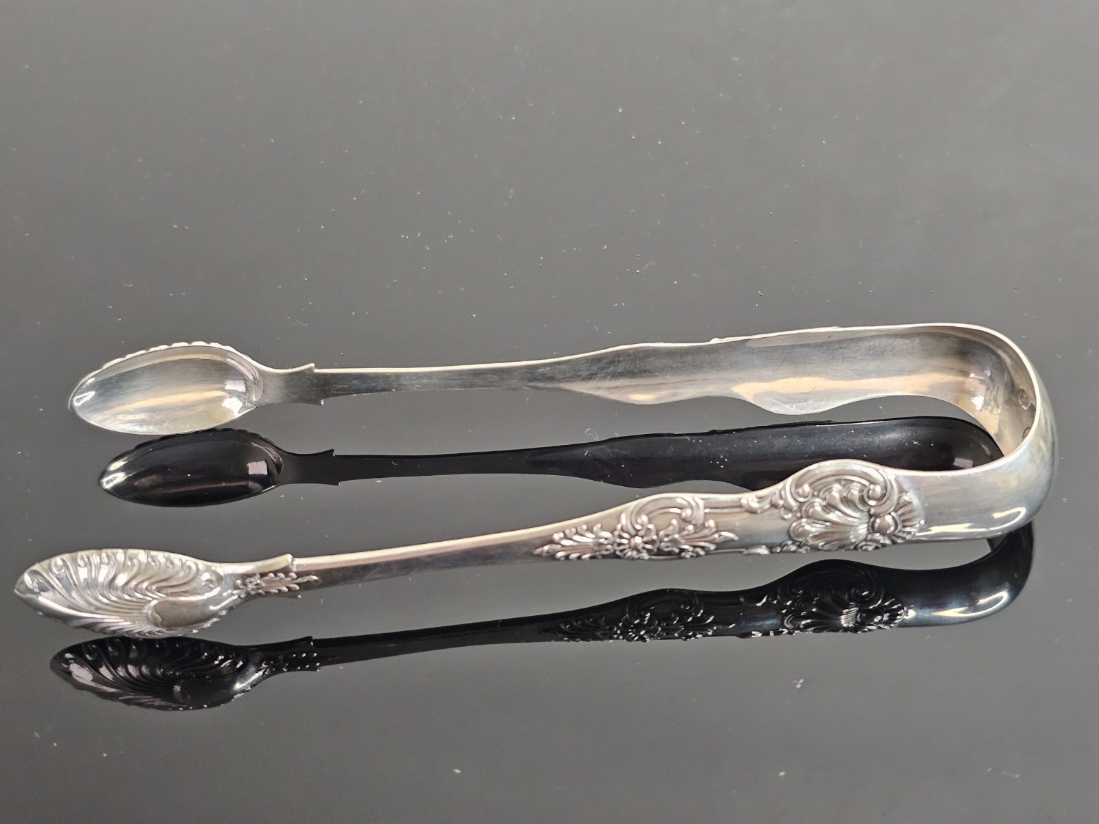 Victorian Scottish Sterling Silver Sugar Tongs Glasgow c1857 Shell Bowls 53g