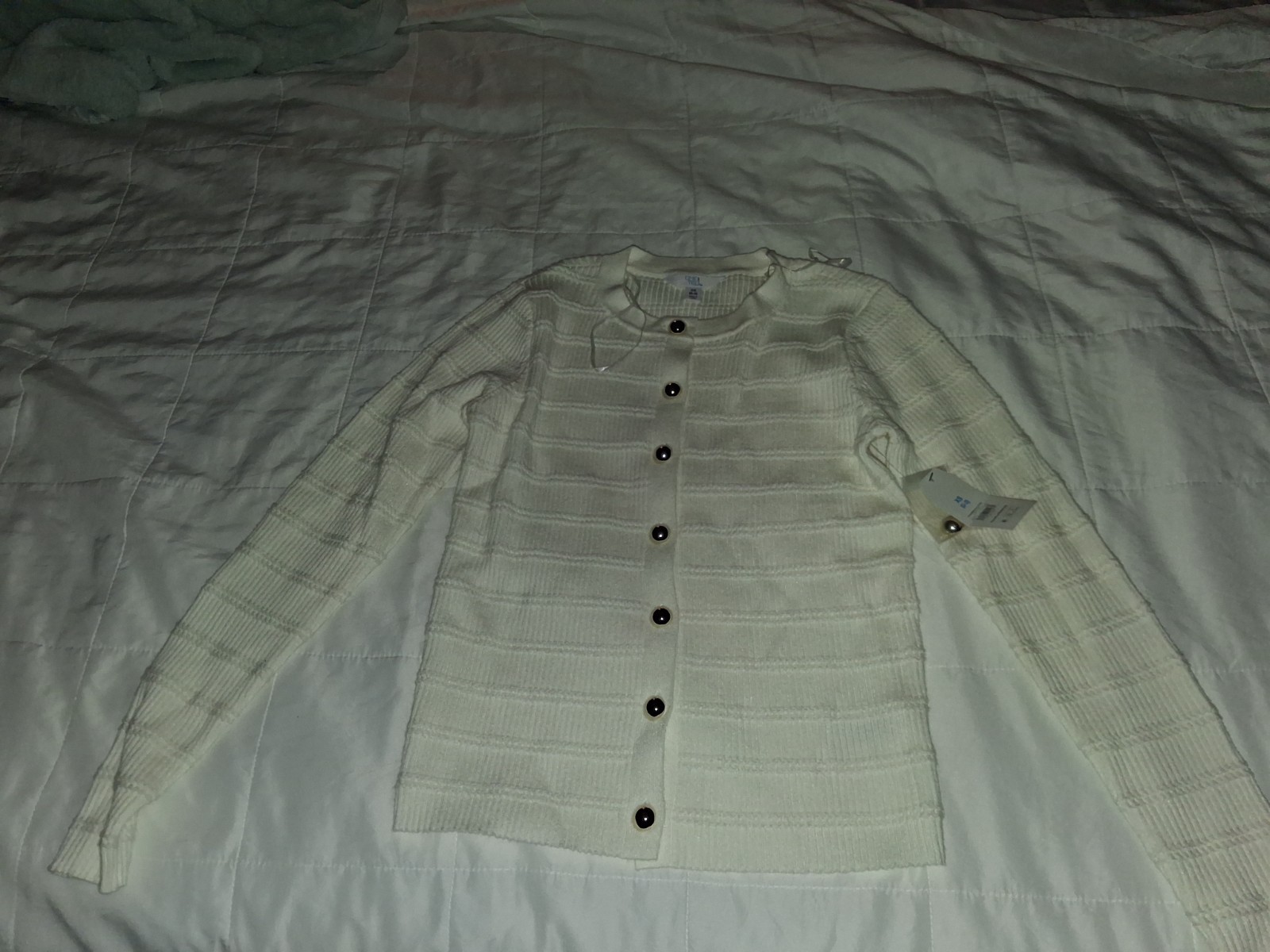 Time & Tru Sweater Women’s Puckered Stitch Cardigan - Creamy White - XS (0-2) Time & Tru Sweater Women’s Puckered Stitch Cardigan - Creamy White - XS (0-2)