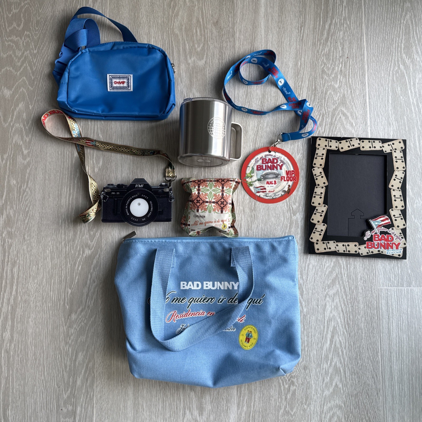 Bad Bunny “No me quiero ir de aqui” VIP Exclusive Gift Bag + Accesories  PR