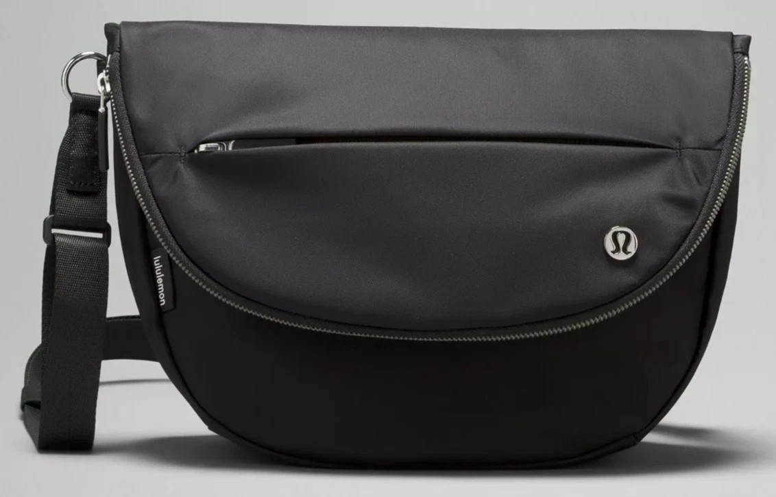 NWT Lululemon All Night Festival Bag 5L – Black Silver Edition – Perfect