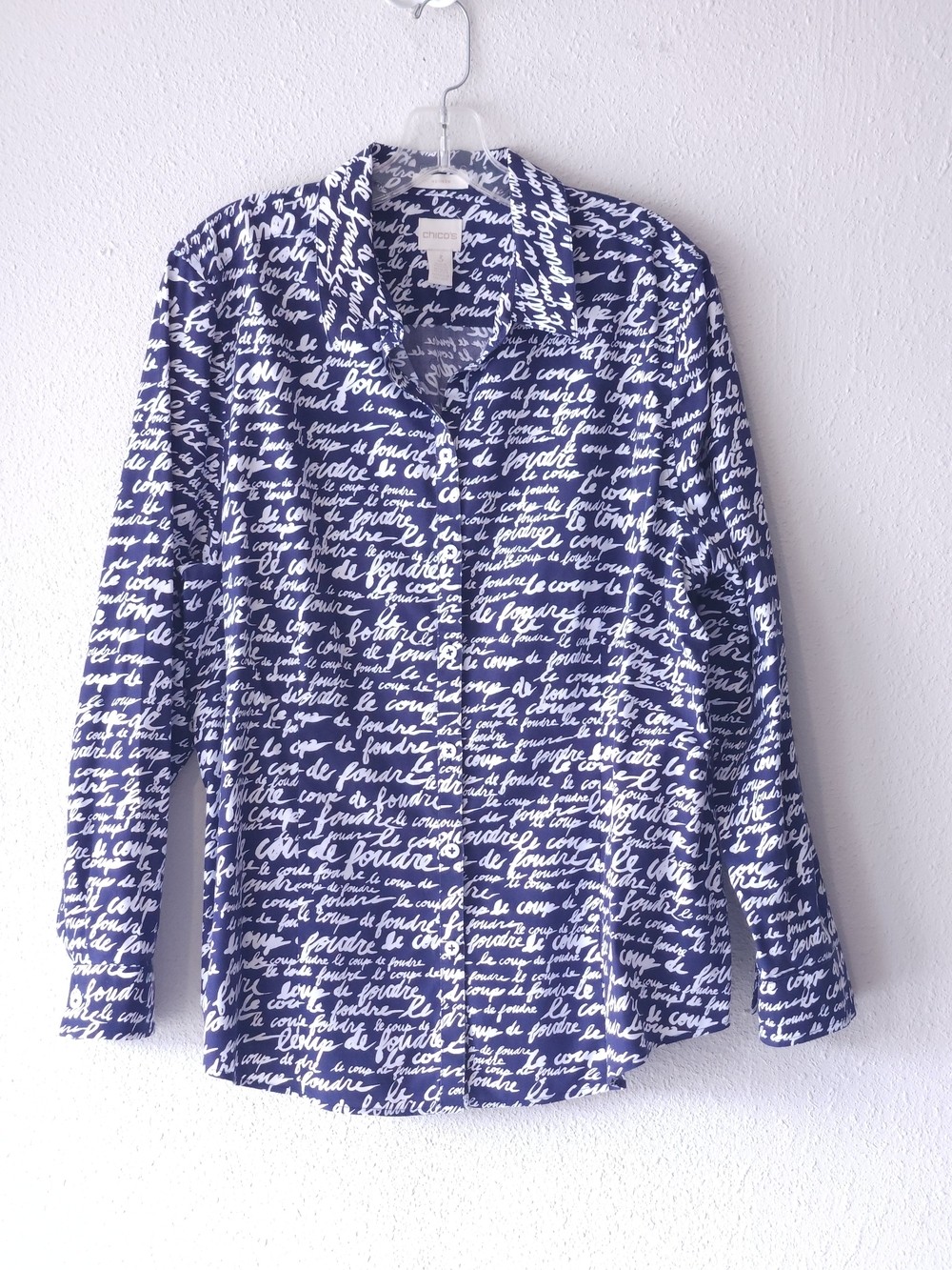Chico\'s Size 3 Navy Script-Print Button-Up Shirt No-Iron Cotton Collection