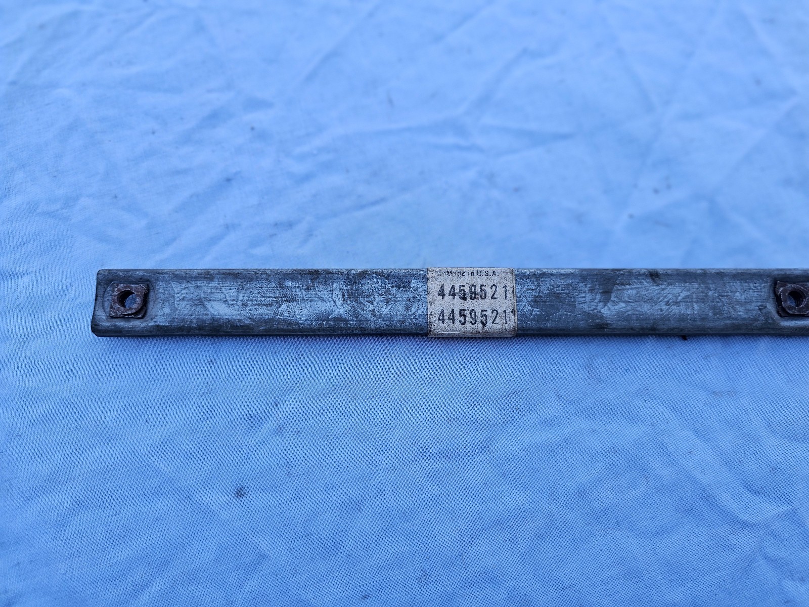 NOS 1961-69 CHEVY PASS CAR+CHEVELLE+CORVAIR WINDOW SASH CHANNEL 4459521 SEE APPS NOS 1961-69 CHEVY PASS CAR+CHEVELLE+CORVAIR WINDOW SASH CHANNEL 4459521 SEE APPS