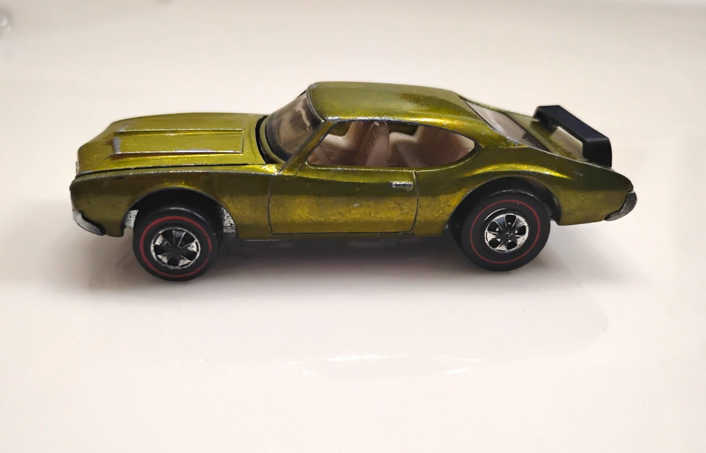 Vintage Hot Wheels Redlines 1971 Olds 442 Yellow Original owner listing Vintage Hot Wheels Redlines 1971 Olds 442 Yellow Original owner listing