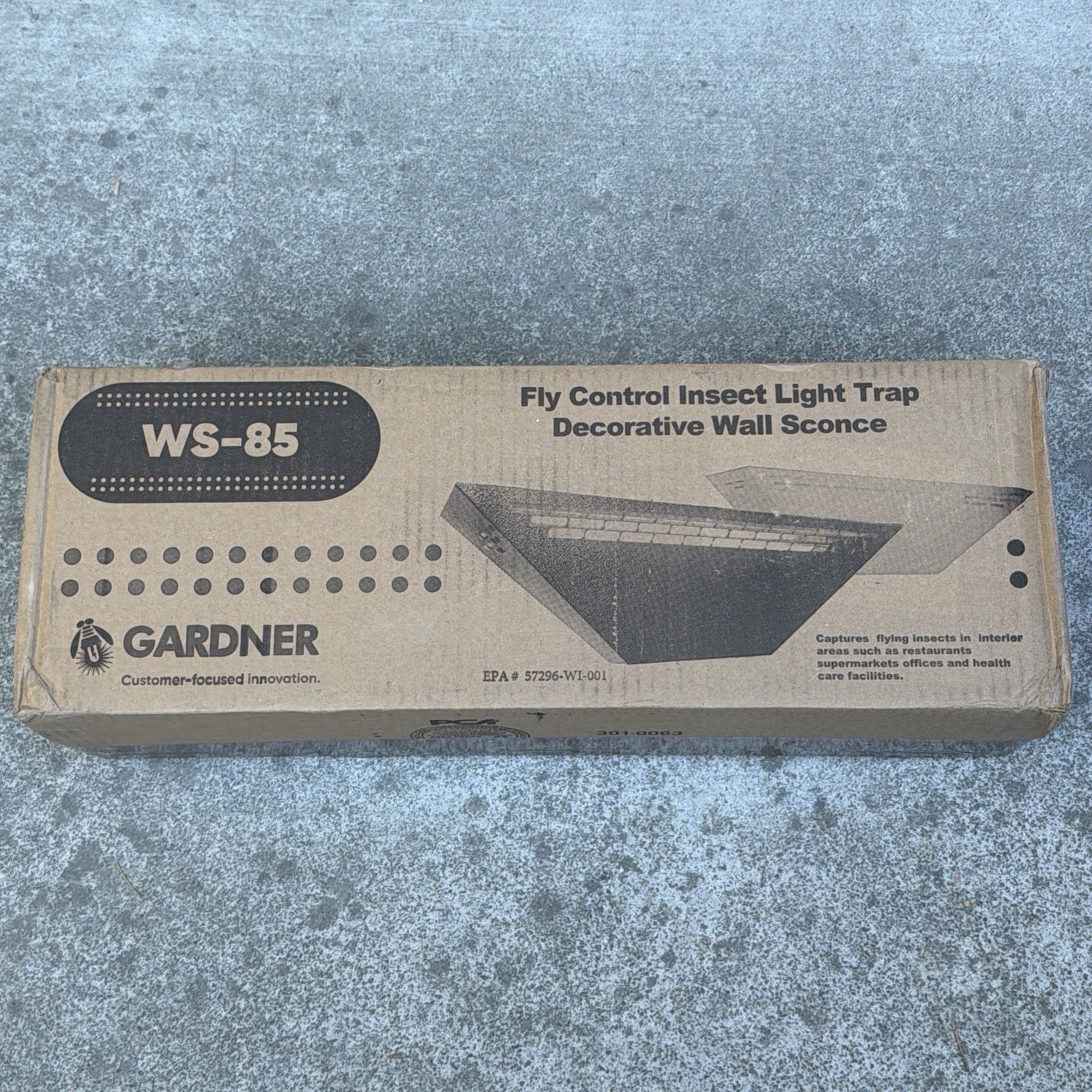 WS-85 White Sconce Fly Light by Gardner - 1 Insect Light Trap WS-85 White Sconce Fly Light by Gardner - 1 Insect Light Trap