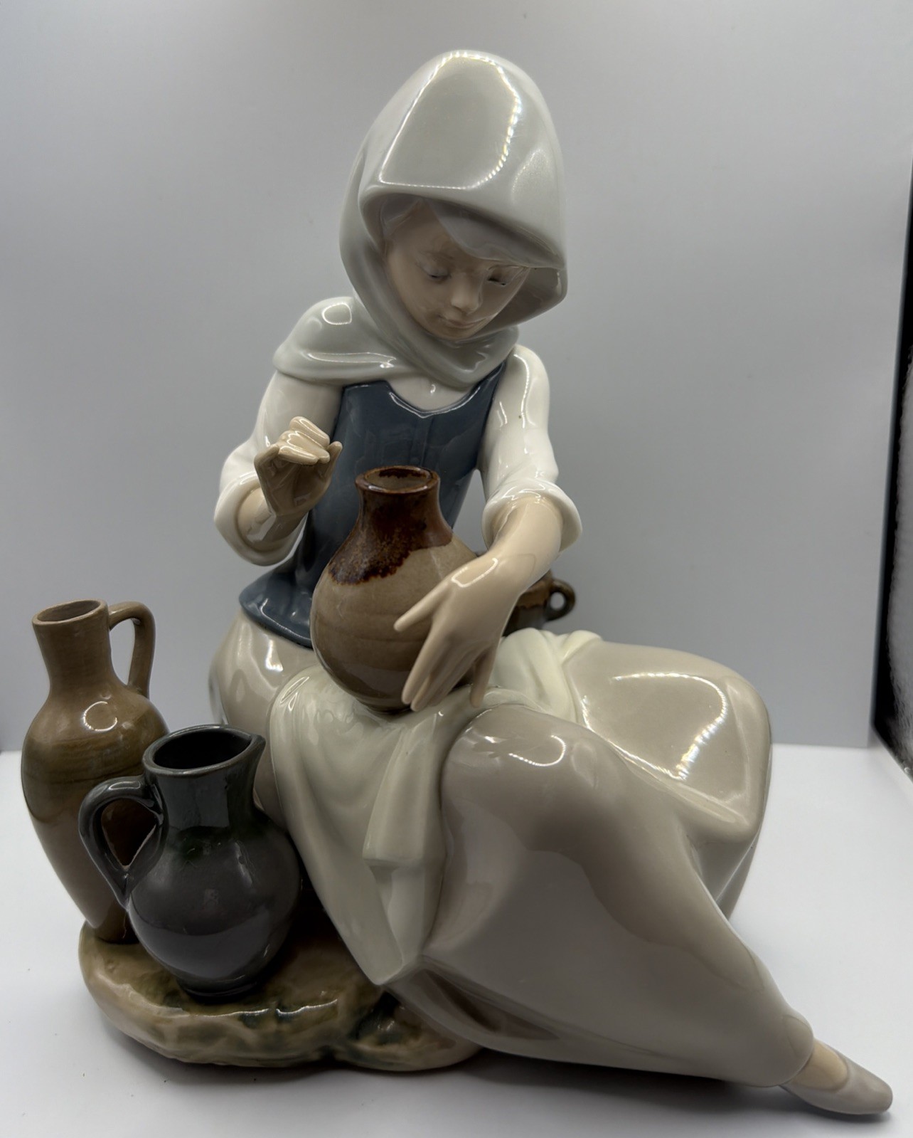 VTG Lladro Porcelain Figurine 