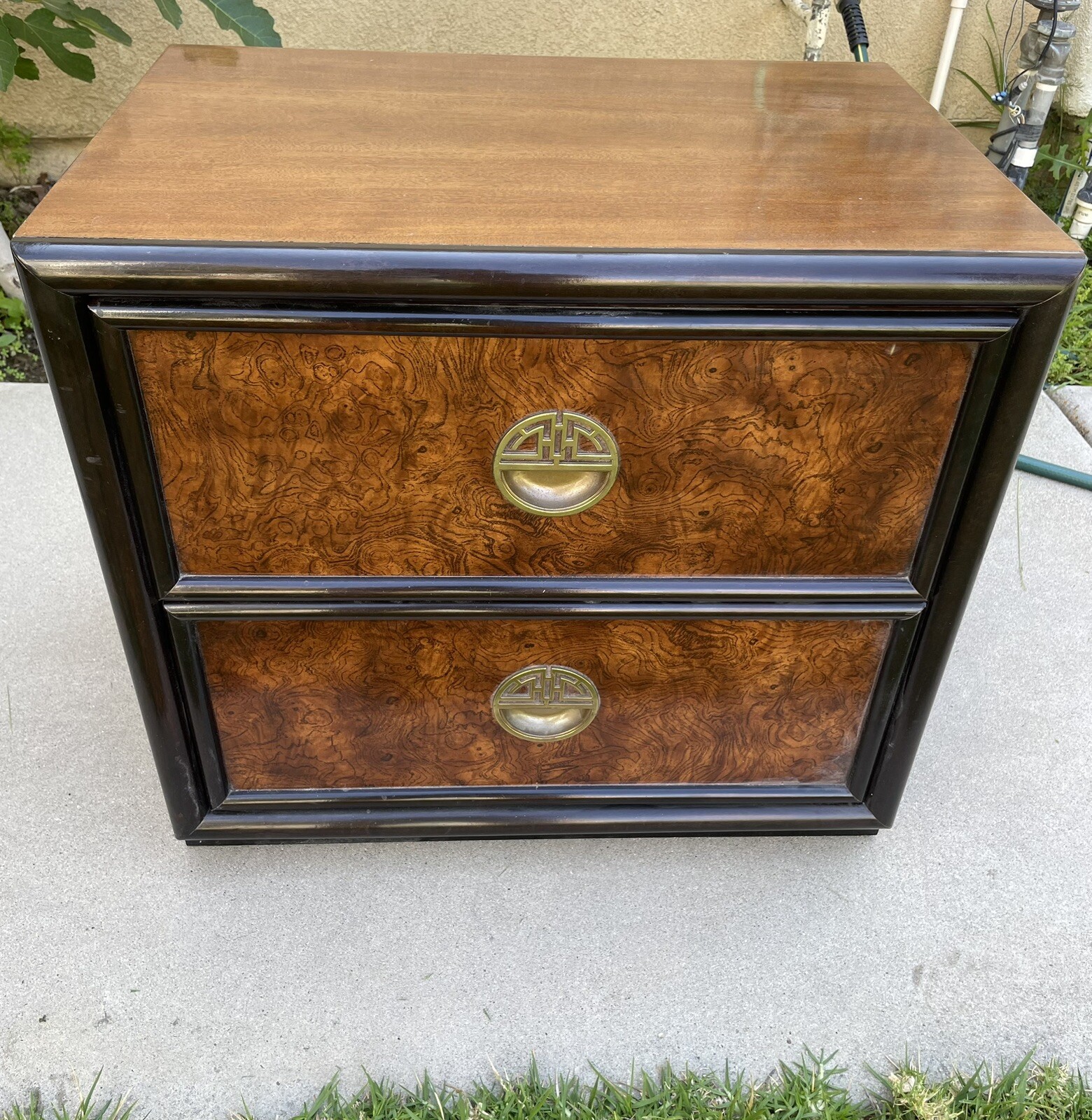 Dixie Shangri-La Mahogany Burl & Brass 2-Drawer Nightstand, Black Trim, USA Dixie Shangri-La Mahogany Burl & Brass 2-Drawer Nightstand, Black Trim, USA