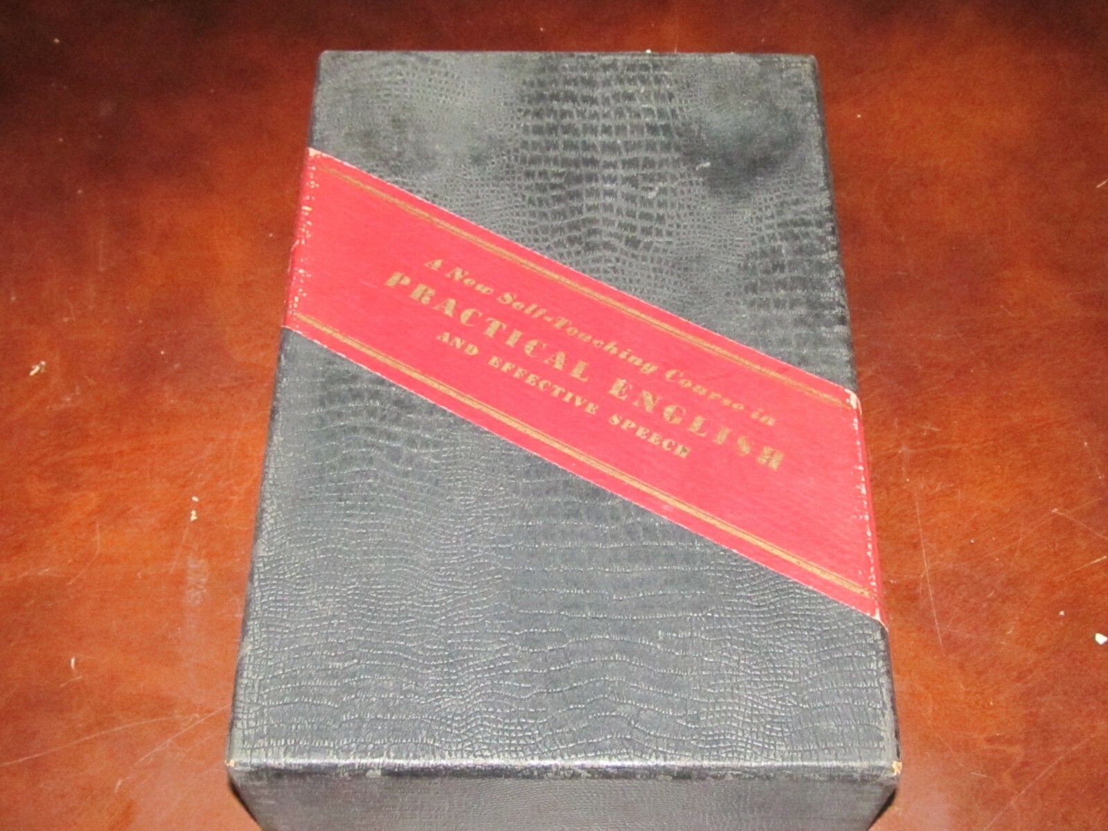 VINTAGE 1935 SELF TEACHING COURSE PRACTICAL ENGLISH SPEECH LESSON SET IN BOX VINTAGE 1935 SELF TEACHING COURSE PRACTICAL ENGLISH SPEECH LESSON SET IN BOX