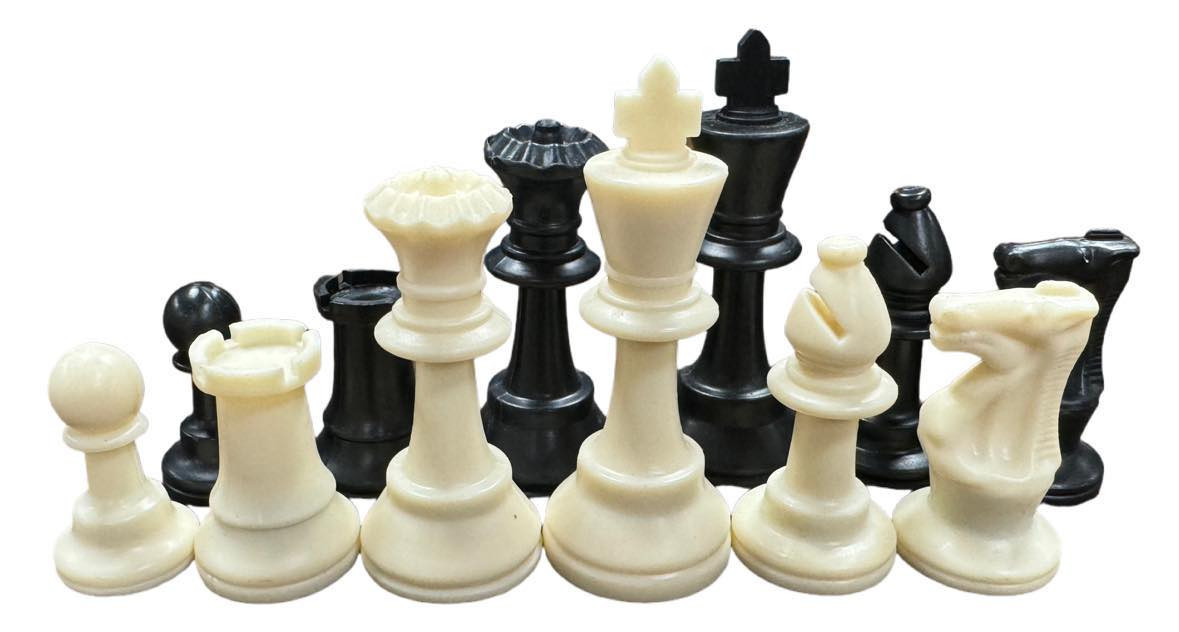 Weighted Scholastic Plastic Chess Pieces - Matte Finish