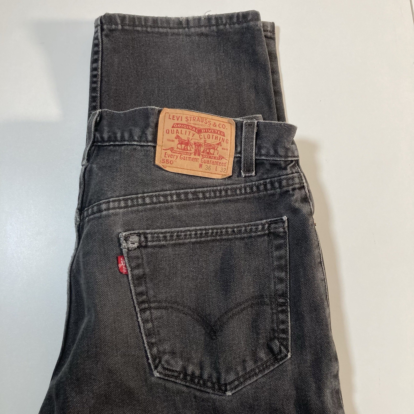 Vintage 2001 Levi’s 550 Jeans 34x30 Made In USA Gray Faded 90s Y2K (Tag 36x32)