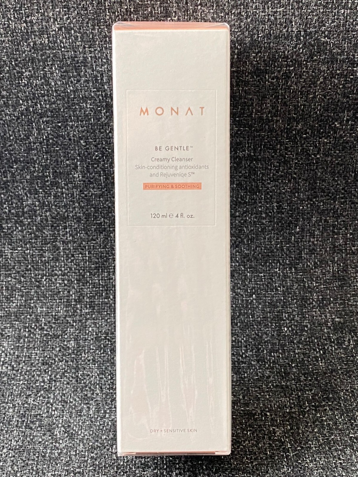 Monat Be Gentle Creamy Cleanser 4 FL OZ -  New, Sealed and 100% Authentic