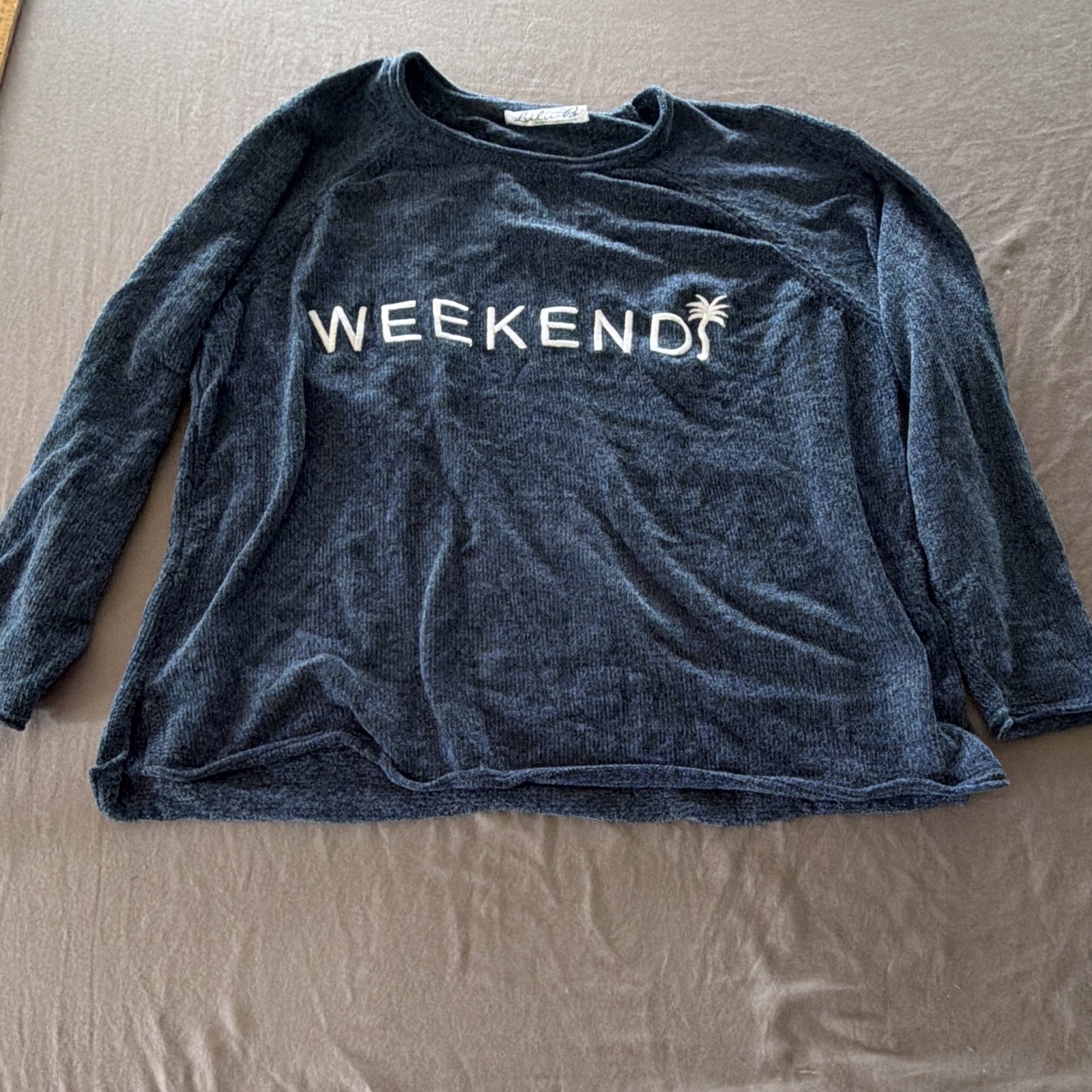 Lulu B Women’s Blue Weekend Sweater - Size M/ L Super Soft Lulu B Women’s Blue Weekend Sweater - Size M/ L Super Soft