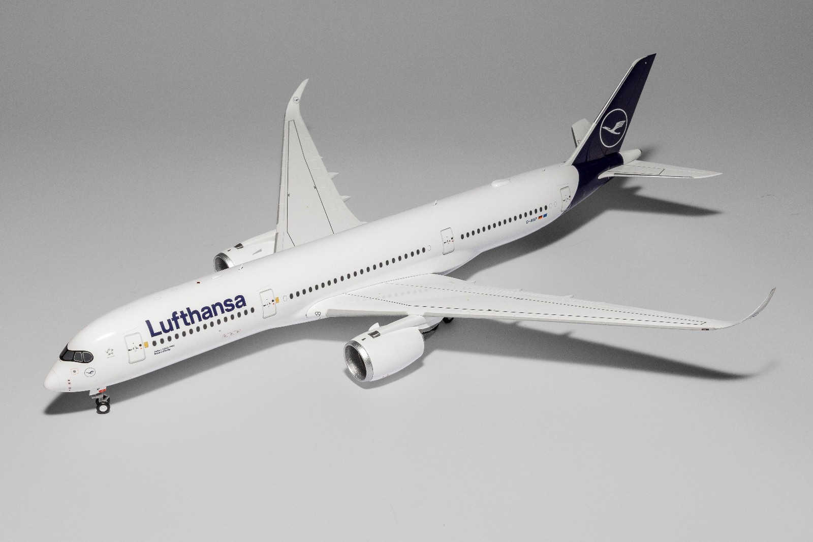 GeminiJets 1:200 LUFTHANSA A350-900 - D-AIXP - G2DLH1057 - BRAND NEW