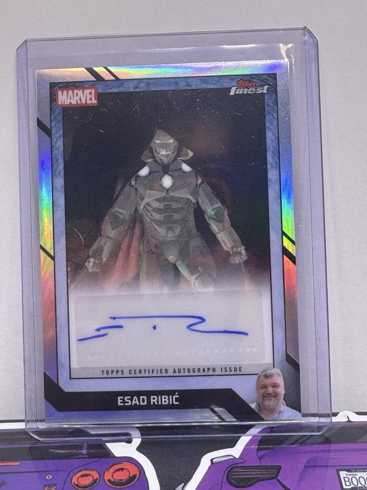 Topps 2026 Finest Fantastic Four 65th Esad Ribić Auto CB-ER Iron Man Chase Topps 2026 Finest Fantastic Four 65th Esad Ribić Auto CB-ER Iron Man Chase