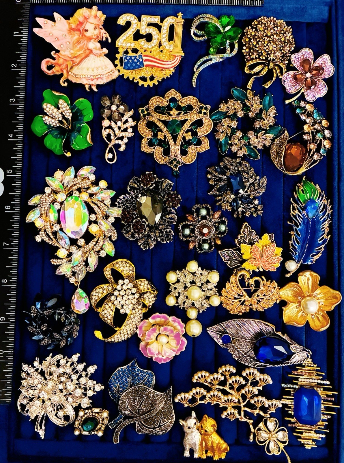 Lot 30 Pc Mixed Rhinestone Brooch Pins Jewelry Collection Blue Green Gold Tone 