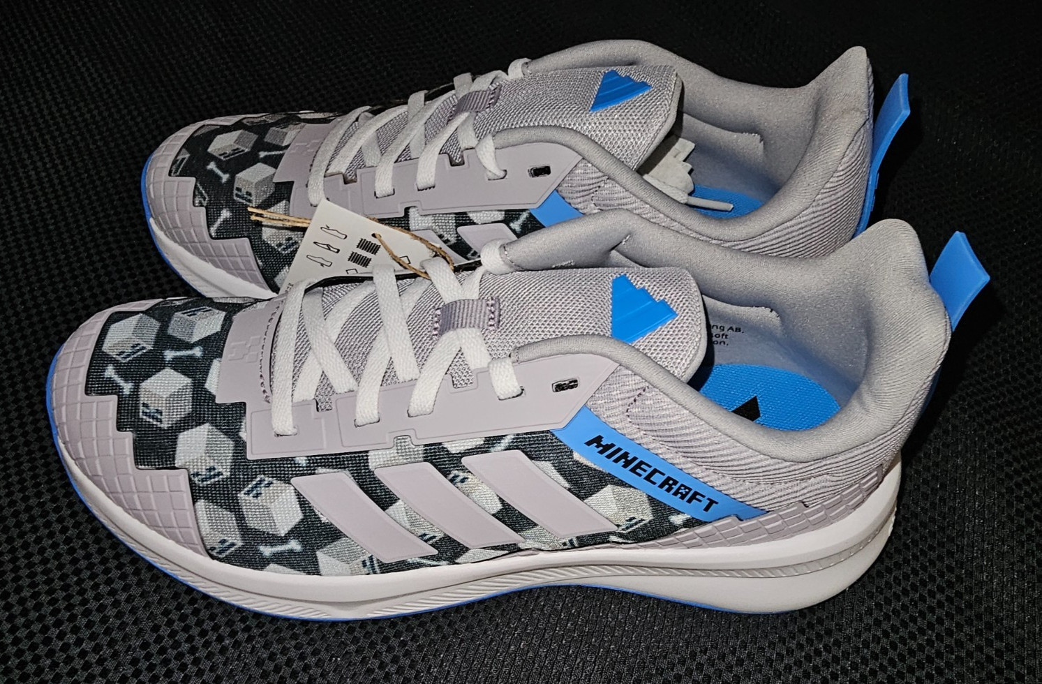 adidas Minecraft Fortarun J Collaboration, Size 6.5Y JR1933 Grey Blue