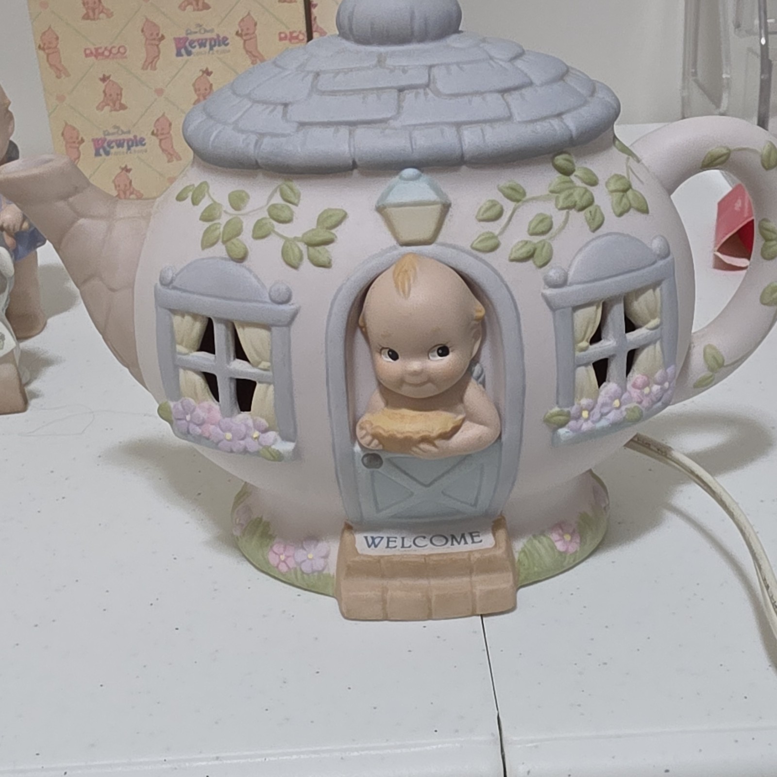 VTG 1993 Enesco/Jesco Rose O\'Neill Kewpie Doll Porcelain Teapot Nightlight -Mint VTG 1993 Enesco/Jesco Rose O\'Neill Kewpie Doll Porcelain Teapot Nightlight -Mint