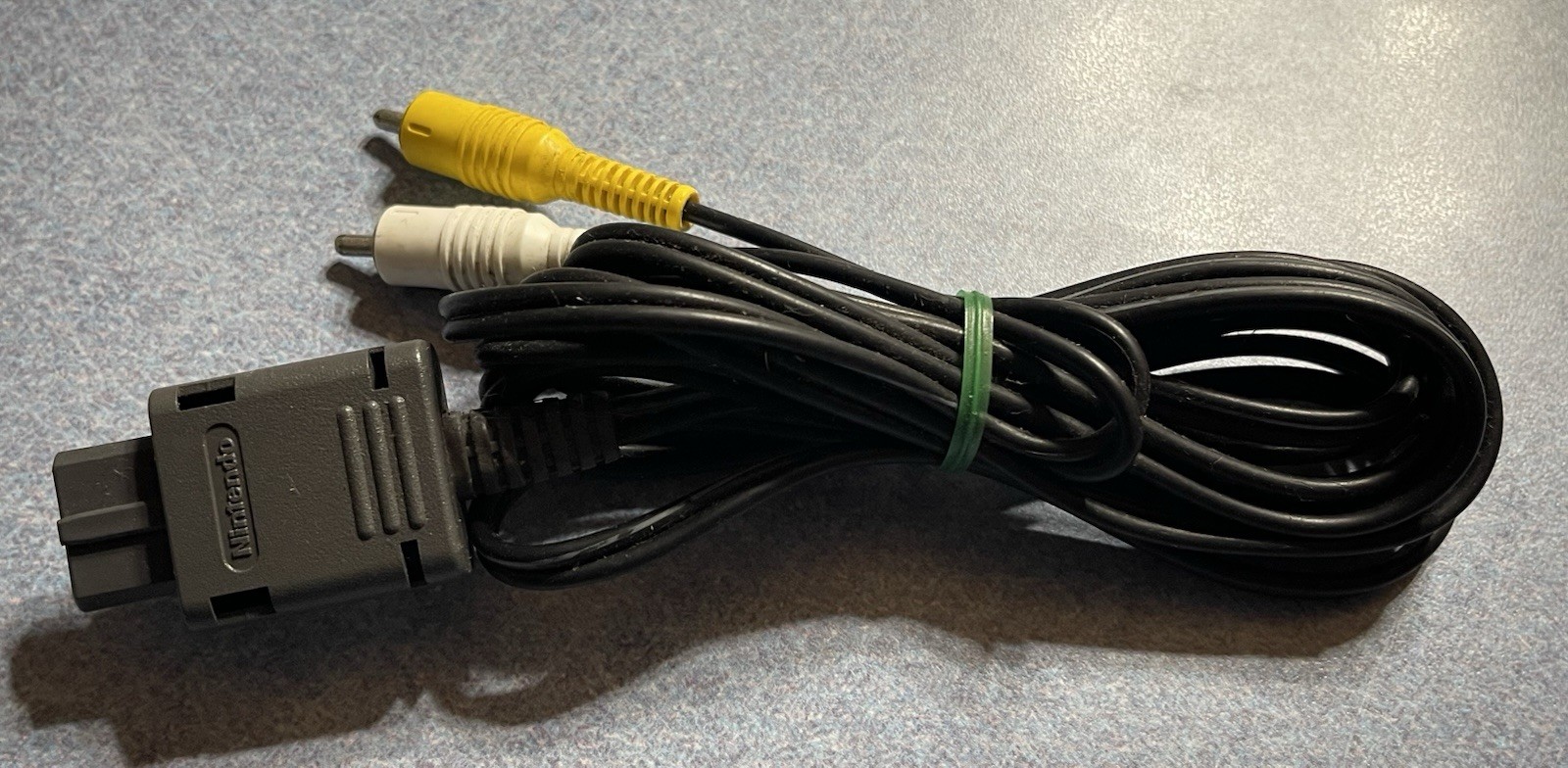 Nintendo Vintage OEM Mono AV Cable Nintendo Vintage OEM Mono AV Cable
