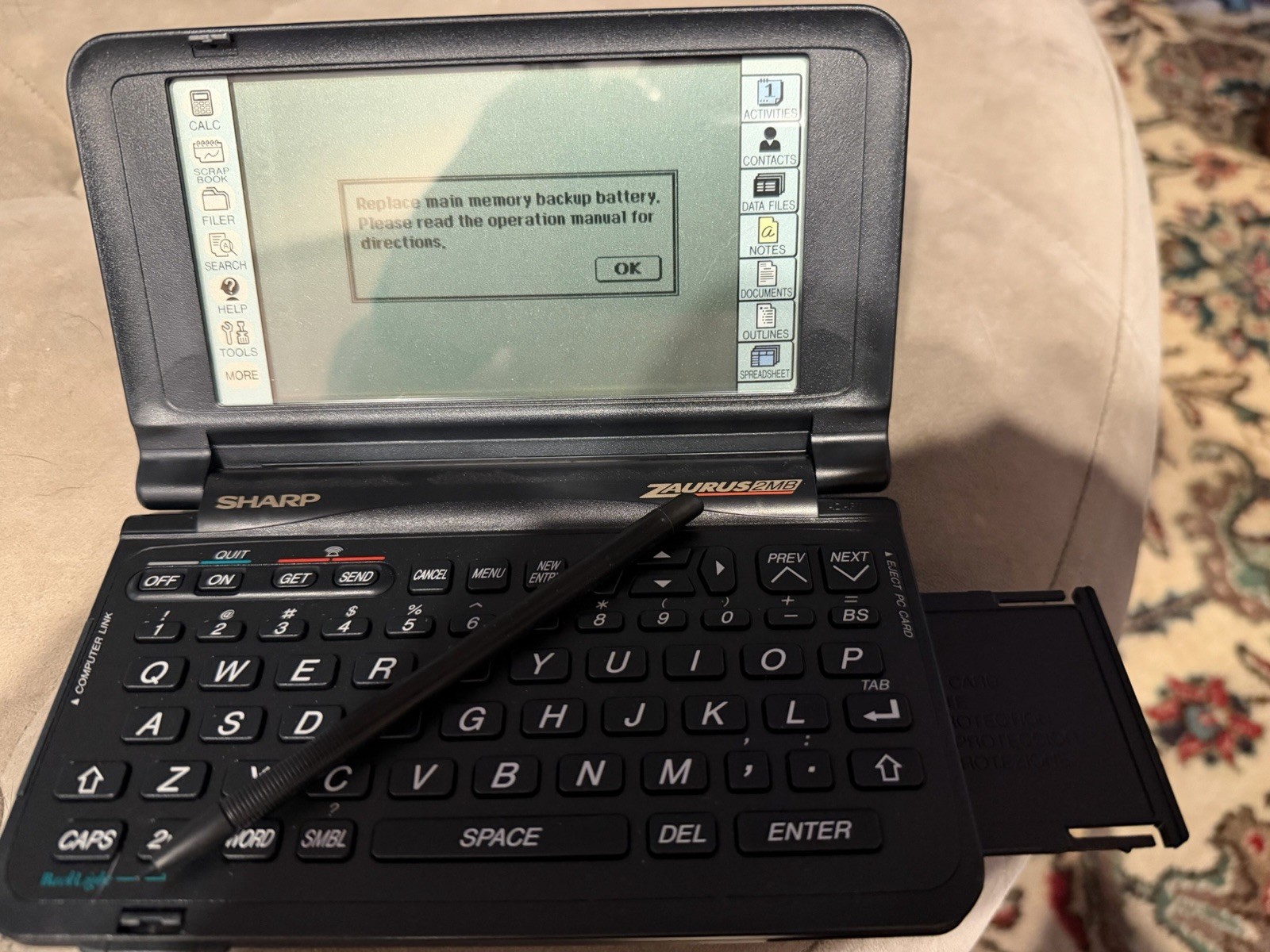 Sharp Zaurus ZR-5800 Personal Digital Assistant PDA w/ Stylus & Box Sharp Zaurus ZR-5800 Personal Digital Assistant PDA w/ Stylus & Box