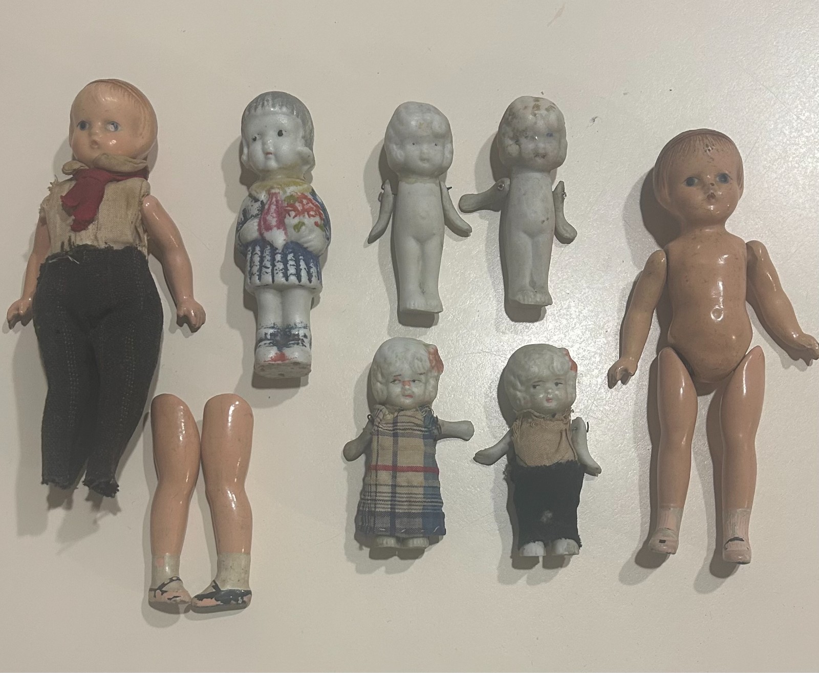 Vintage Dollhouse Dolls Lot – Germany & Japan – Bisque & Composition – 1920s–195 Vintage Dollhouse Dolls Lot – Germany & Japan – Bisque & Composition – 1920s–195