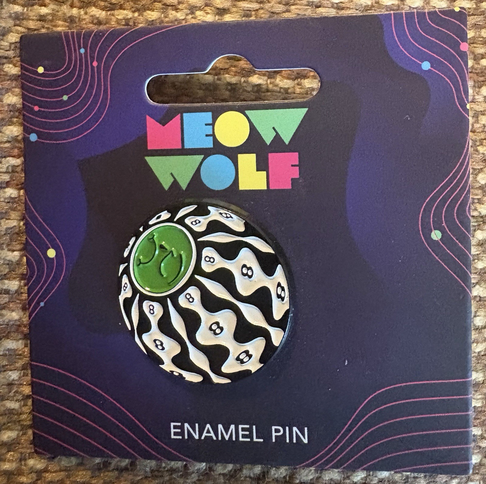 MEOW WOLF 8 Ball Pin- (NEW) MEOW WOLF 8 Ball Pin- (NEW)