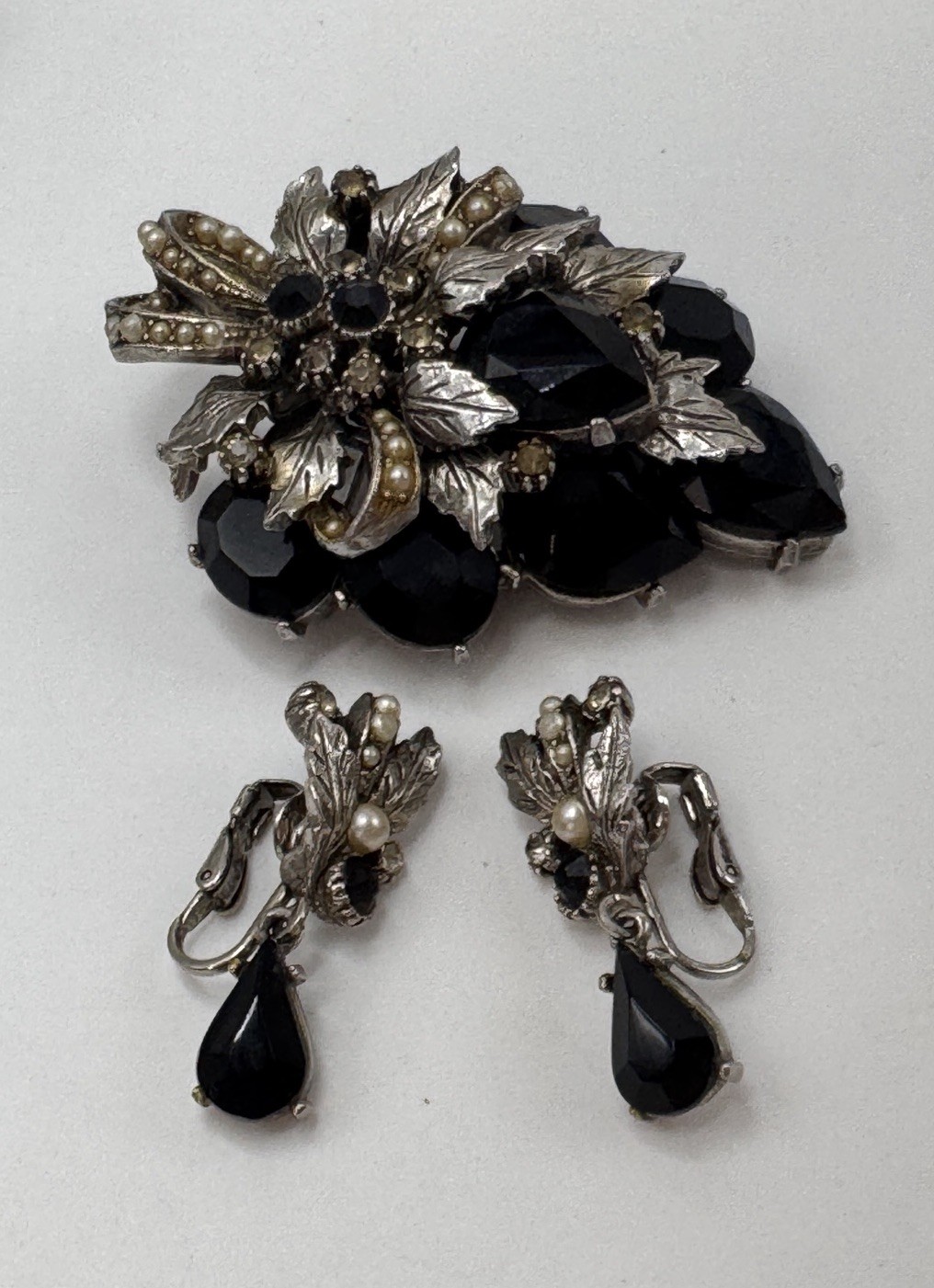 Vintage ART Arthur Pepper Black Rhinestone Brooch Earrings Pearl Demi Parure
