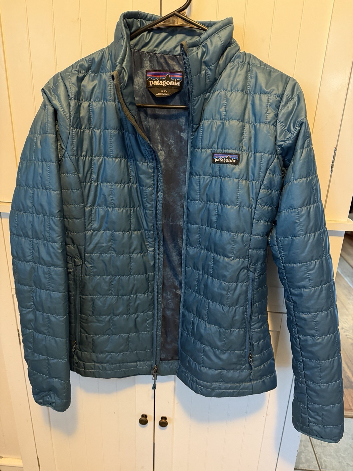 Patagonia Nano Puff Women’s Blue Quilted Puffer Jacket Full Zip Size S