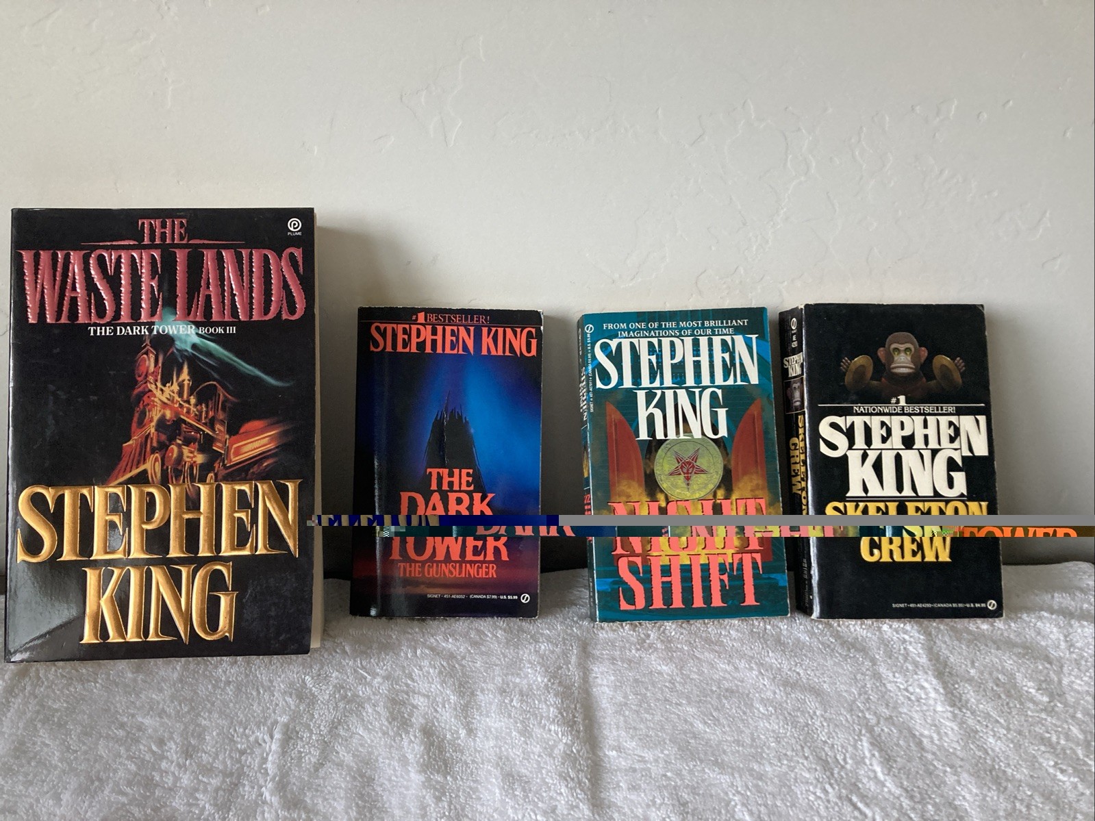 Steven King Books Lot of 4