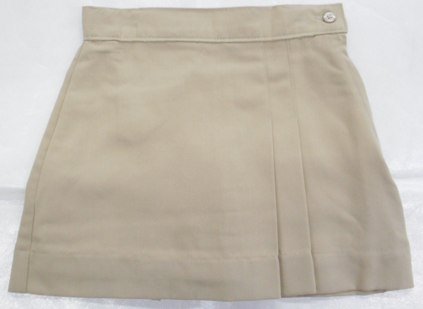 Girls A+ Khaki 2-Pleate Uniform Skort Size 6 Girls A+ Khaki 2-Pleate Uniform Skort Size 6