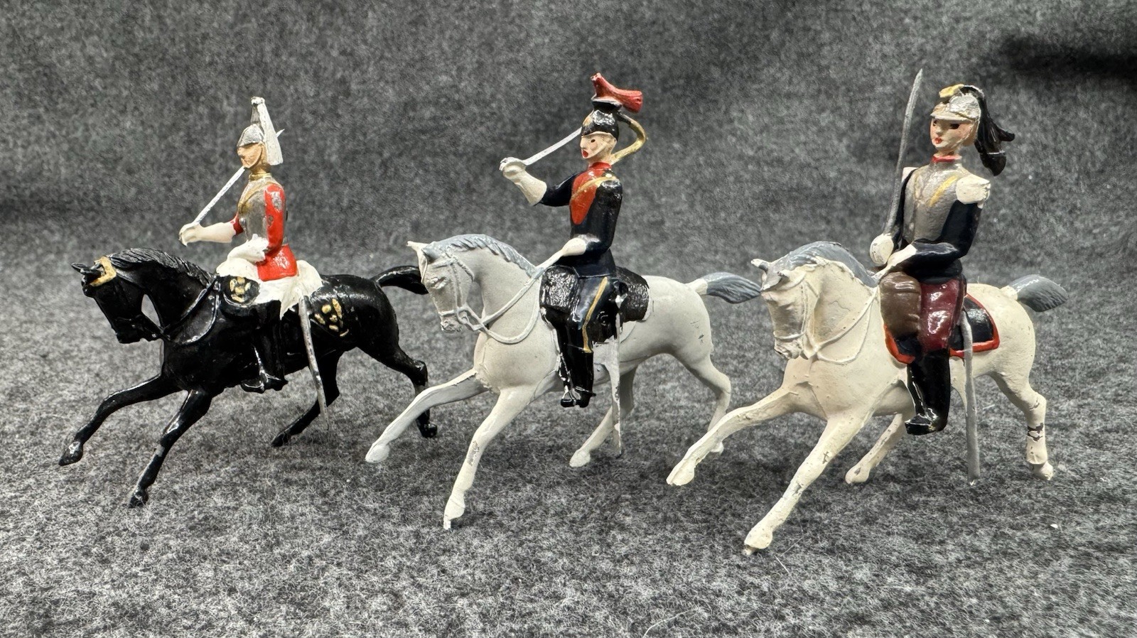 BRITAINS LTD Toy Soldiers French Cavalry Officer Horseback England BRITAINS LTD Toy Soldiers French Cavalry Officer Horseback England