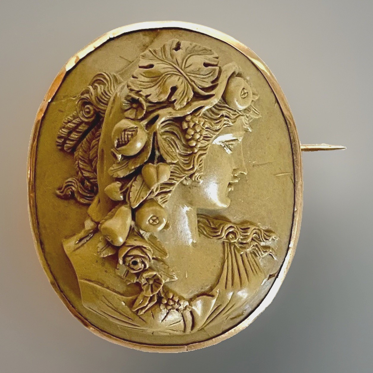 Antique High Relief 14K YG & Lava/Tuff Victorian Lady Cameo Brooch 1-7/8