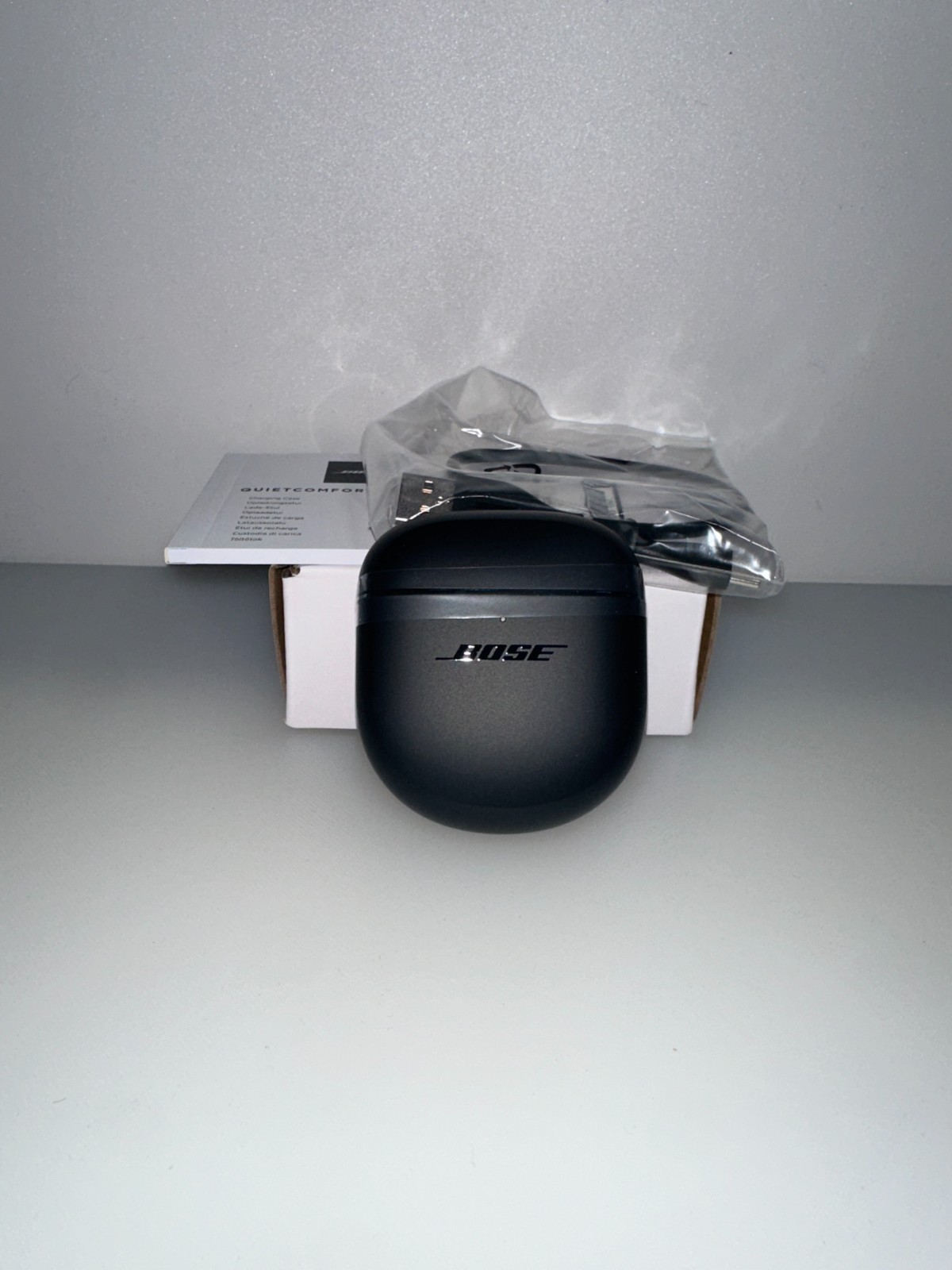 ==  READ  ==  NEW Bose Charging Case only for QuietComfort Earbuds II - Black