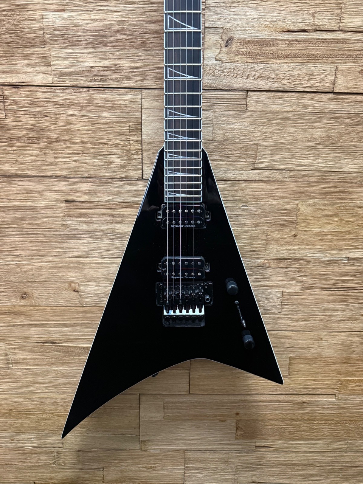 Jackson Pro Series Concorde CD24 Offset Flying V Guitar- 2019 Gloss Black w/OHSC