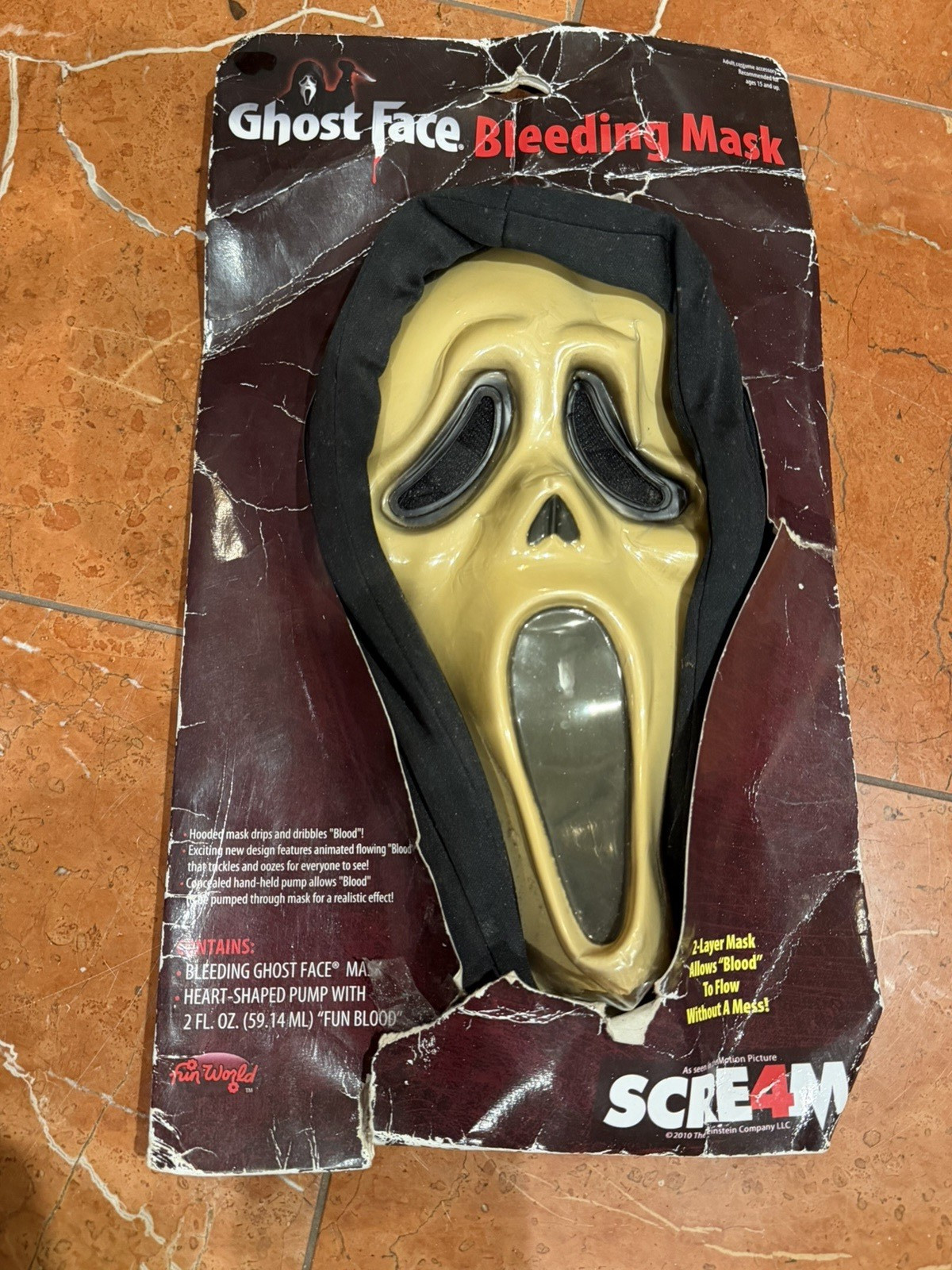 SCREAM FUN WORLD GHOST FACE BLEEDING HALLOWEEN MASK 2010 NEW