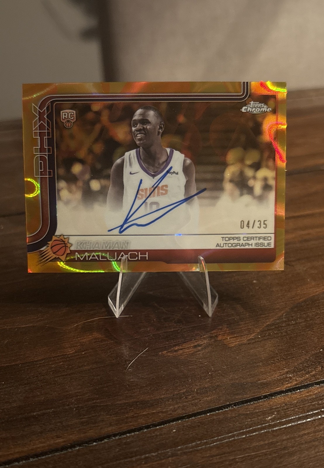 2025-26 Topps Chrome - Rookie Autographs Khaman Maluach #TCAR-KM Gold Refractor 2025-26 Topps Chrome - Rookie Autographs Khaman Maluach #TCAR-KM Gold Refractor