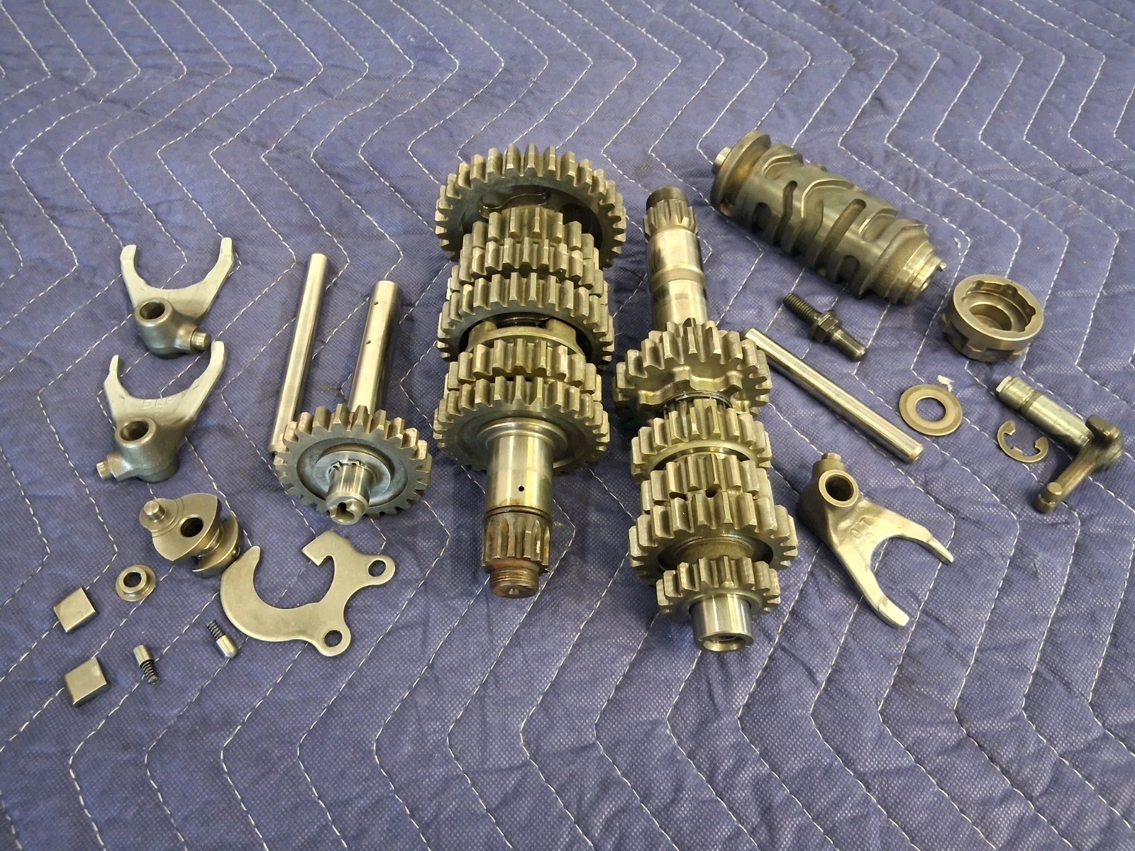 01-05 Yamaha Raptor 660 Transmission Tranny Shift Forks 660R transmission 2004