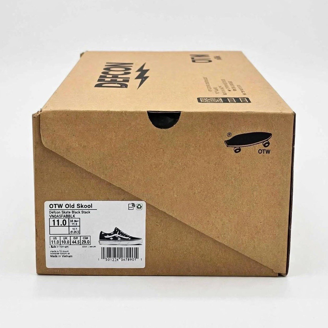 Vans OTW Old Skool Skateboarding Shoes Black US Size 11 Medium (D, M) Vans OTW Old Skool Skateboarding Shoes Black US Size 11 Medium (D, M)