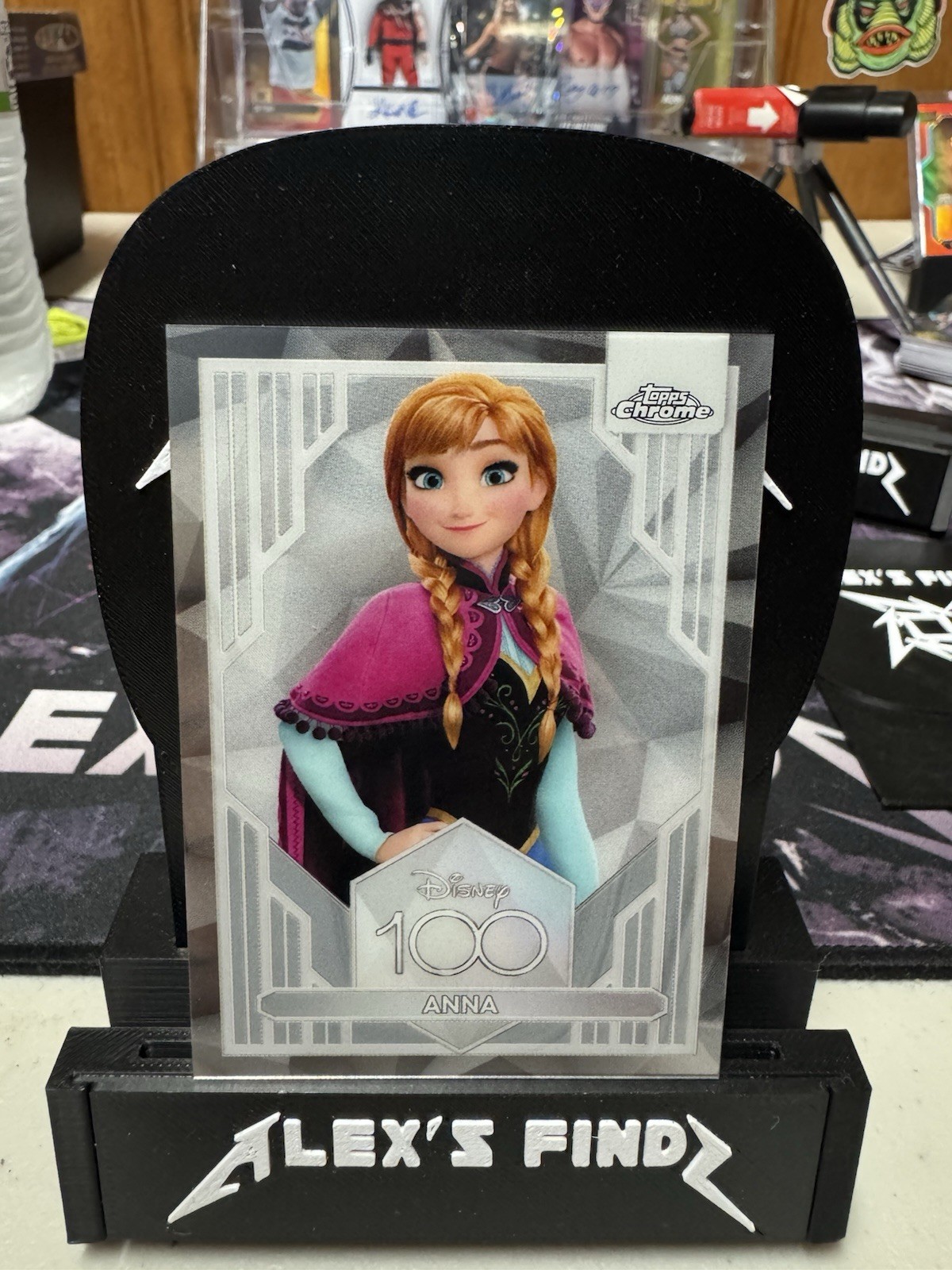 Anna - Frozen Topps Chrome 2023 - Disney 100 - Base #9 Anna - Frozen Topps Chrome 2023 - Disney 100 - Base #9